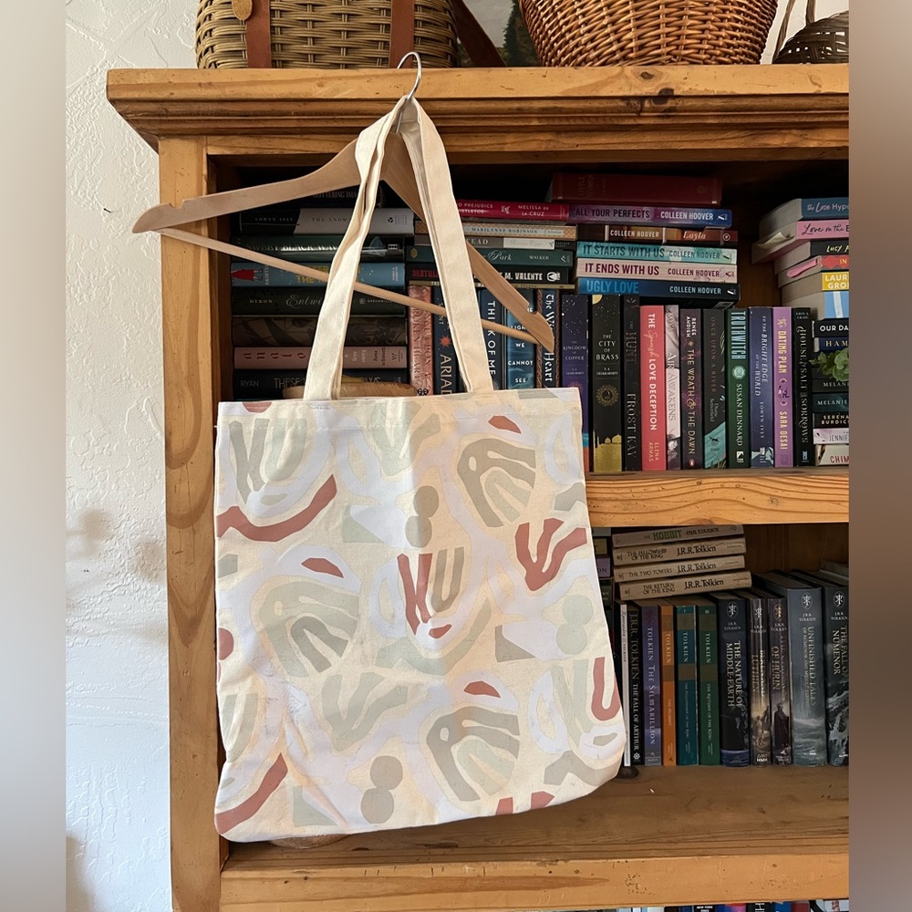 Tradlands Tote